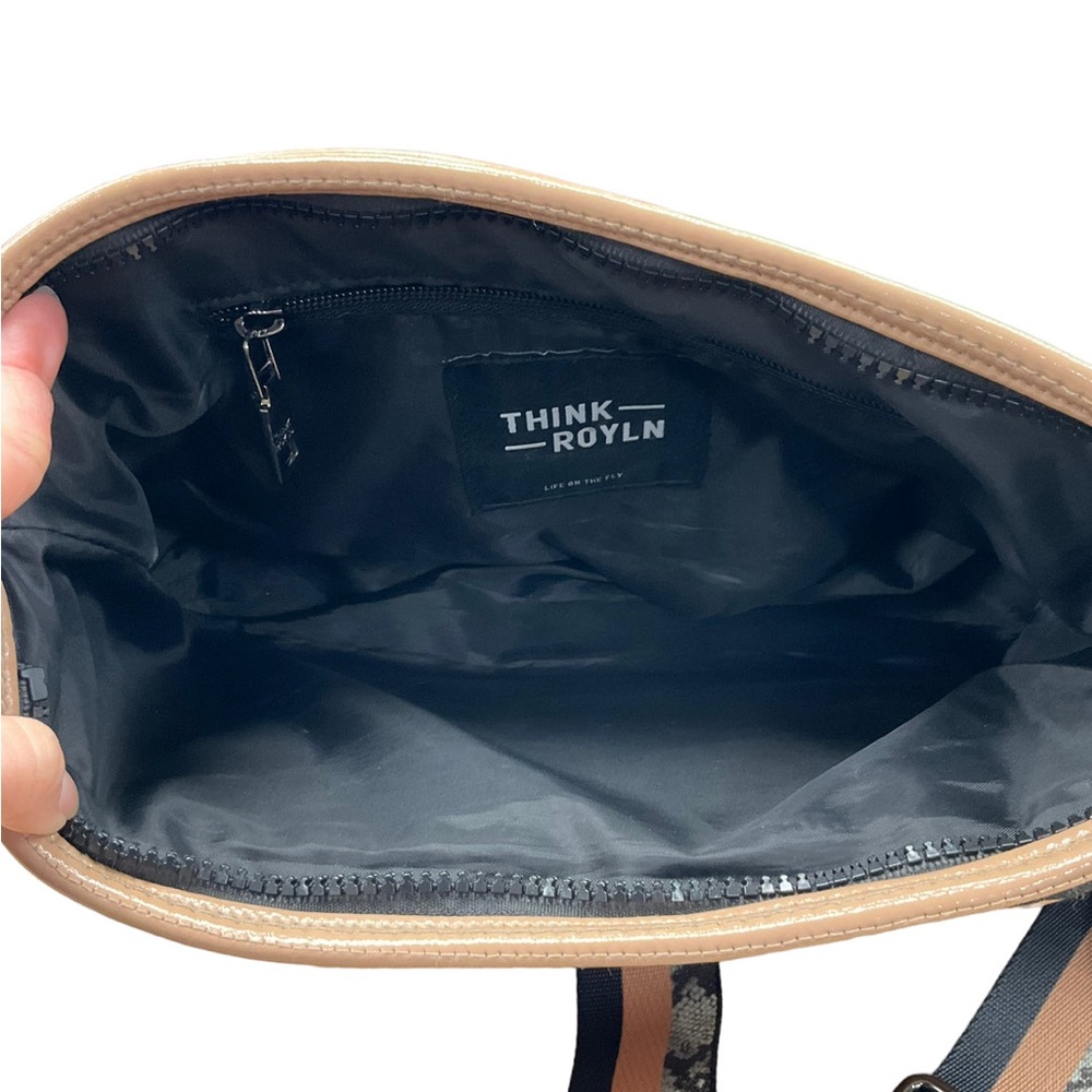 Crossbody By Clothes Mentor View 5
